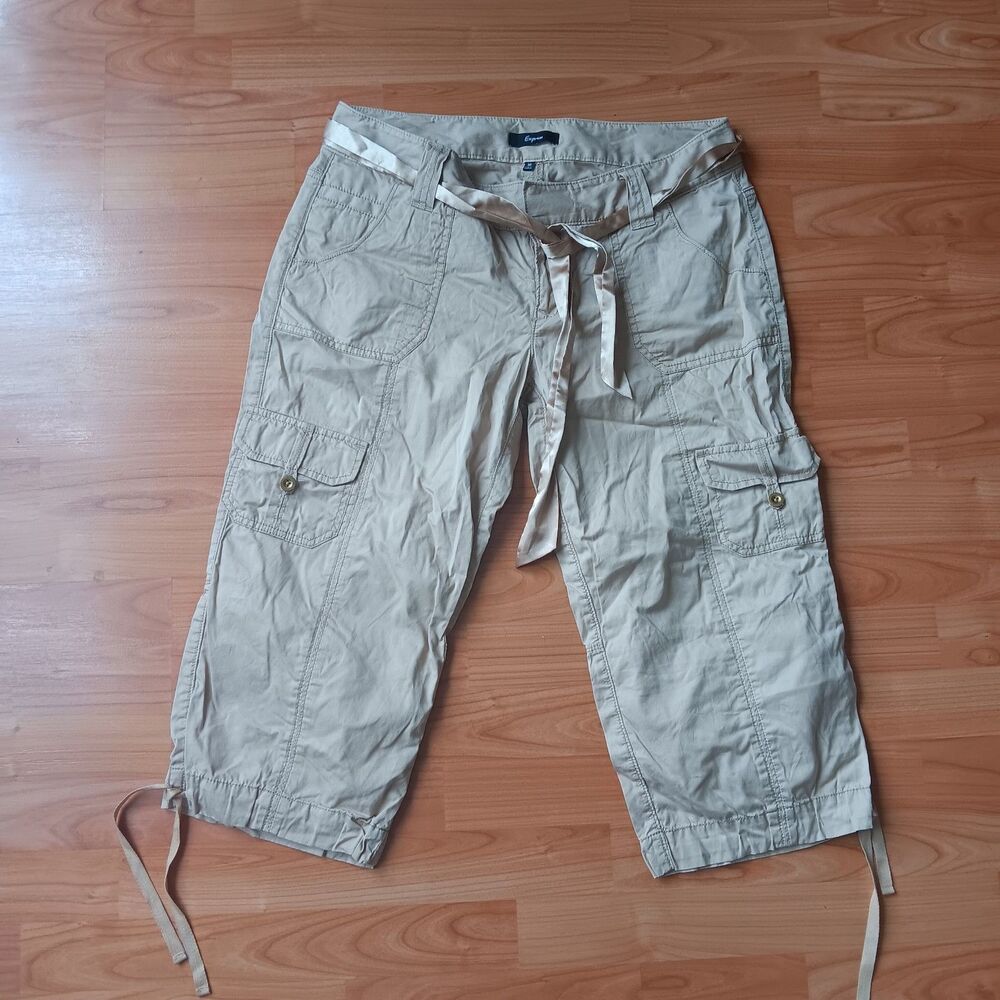 Express Y2K '07 Cargo Capri Pants Size 10 Beige  Gorpcore Boho Low Rise